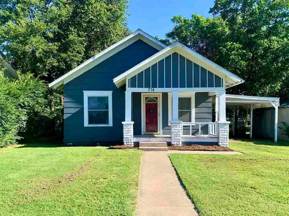 714 W McKinley Ave, Blackwell, OK 74631