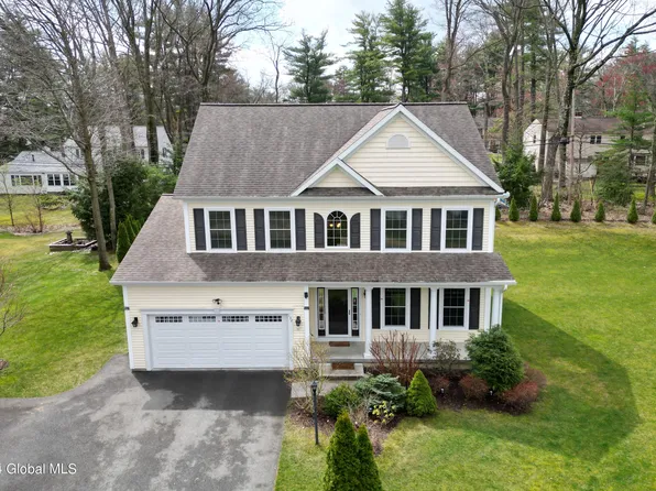 132 Denise Drive, Niskayuna, NY 12309