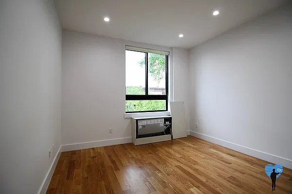 Rented by Next Door Realty NYC | media 4