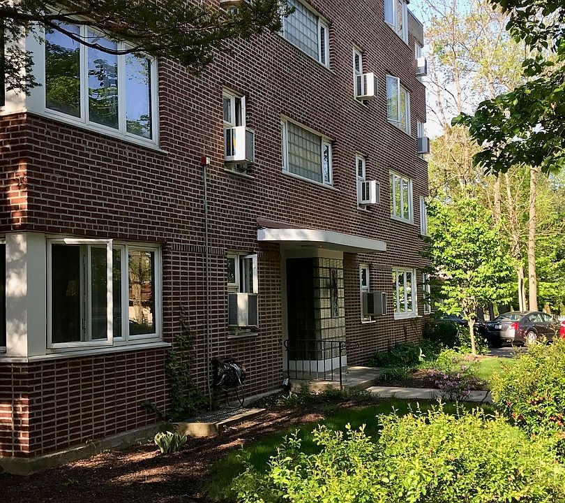 1st image of 7214 Oak Ave APT 3SE