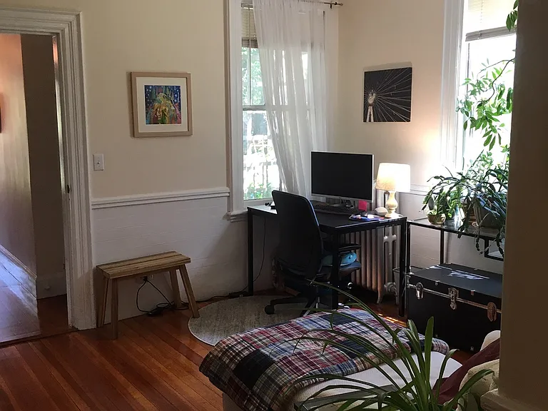 7 Burr St #1 — Photo 35