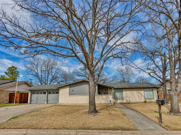 2003 Cypress St, Gainesville, TX 76240