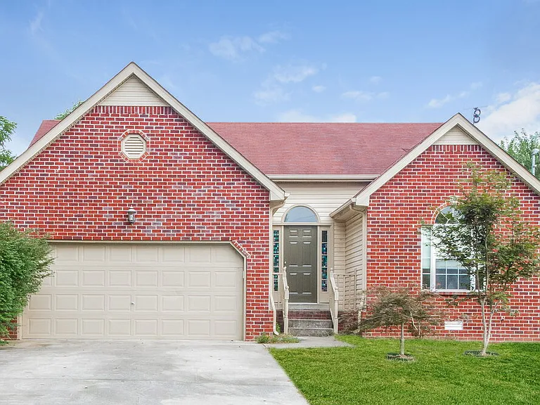 403 Wildlife Ct — Photo 1