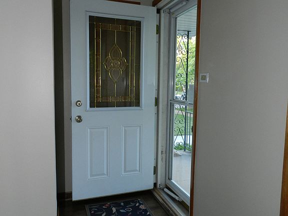 2nd image of 265 Park Ter