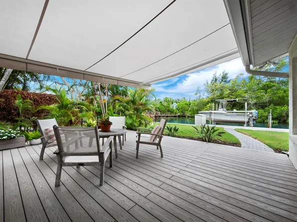 7057 Longboat Dr N, Longboat Key, FL 34228