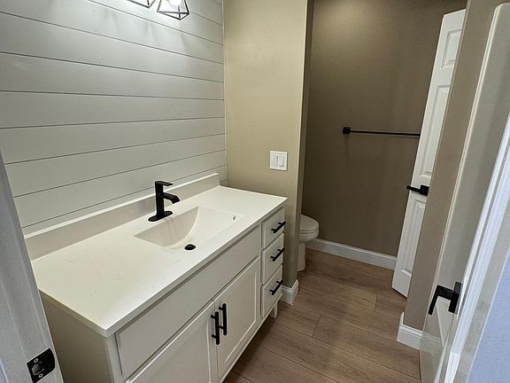 5th image of 8665 Scenicview Dr APT 101