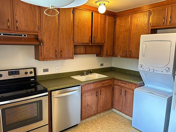2nd image of 206 S 14th St APT 5