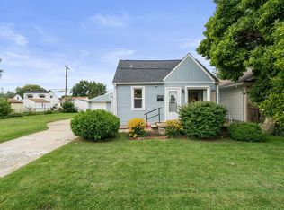 17428 Lowell St, Roseville, MI 48066