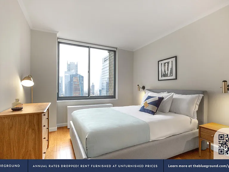 235 W 48th St #39C — Photo 12