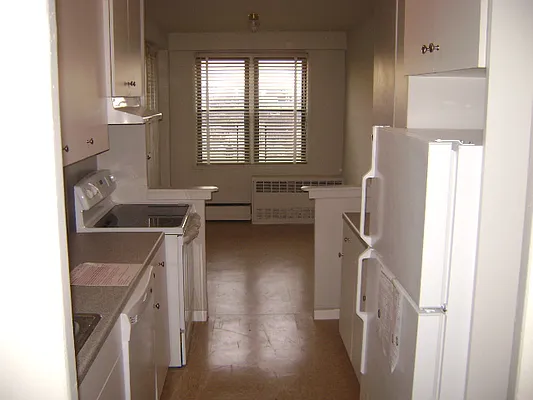 Rented by Realty Operations Group | media 4