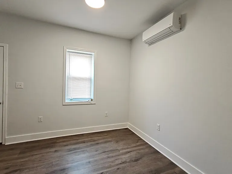 3122 N Chadwick St — Photo 8