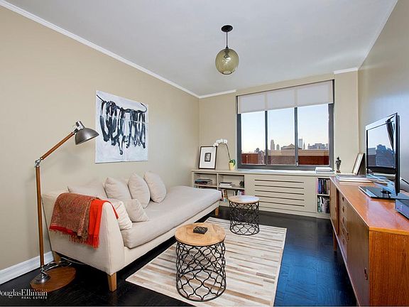 4th image of 115 E 87th St APT 30D