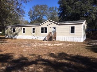 5700 Oakwood Cir, Waycross, GA 31503
