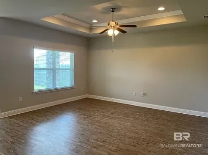 3 bed, 2.0 bath, 1739 sqft, $2,000 — Photo 3