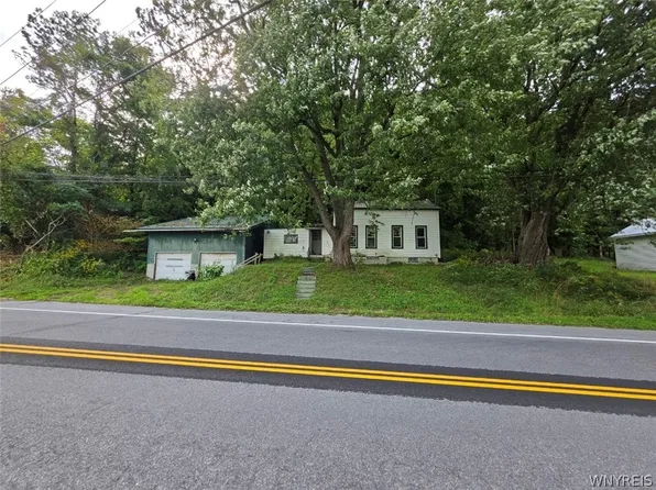 330 S Main St, Mannsville, NY 13661