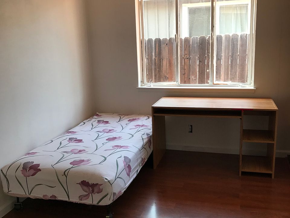 1st image of 774 Kaufmann Ct