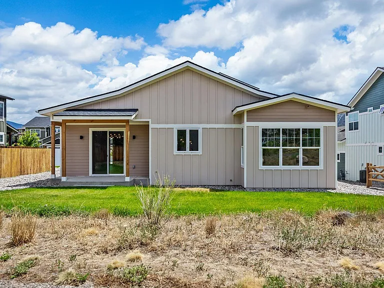 34 Mount Yale Ct — Photo 3