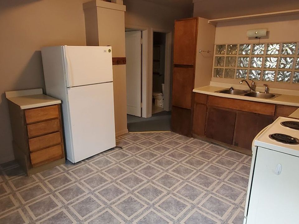 825 Park Avenue 825 Park Ave Little Chute, WI Zillow