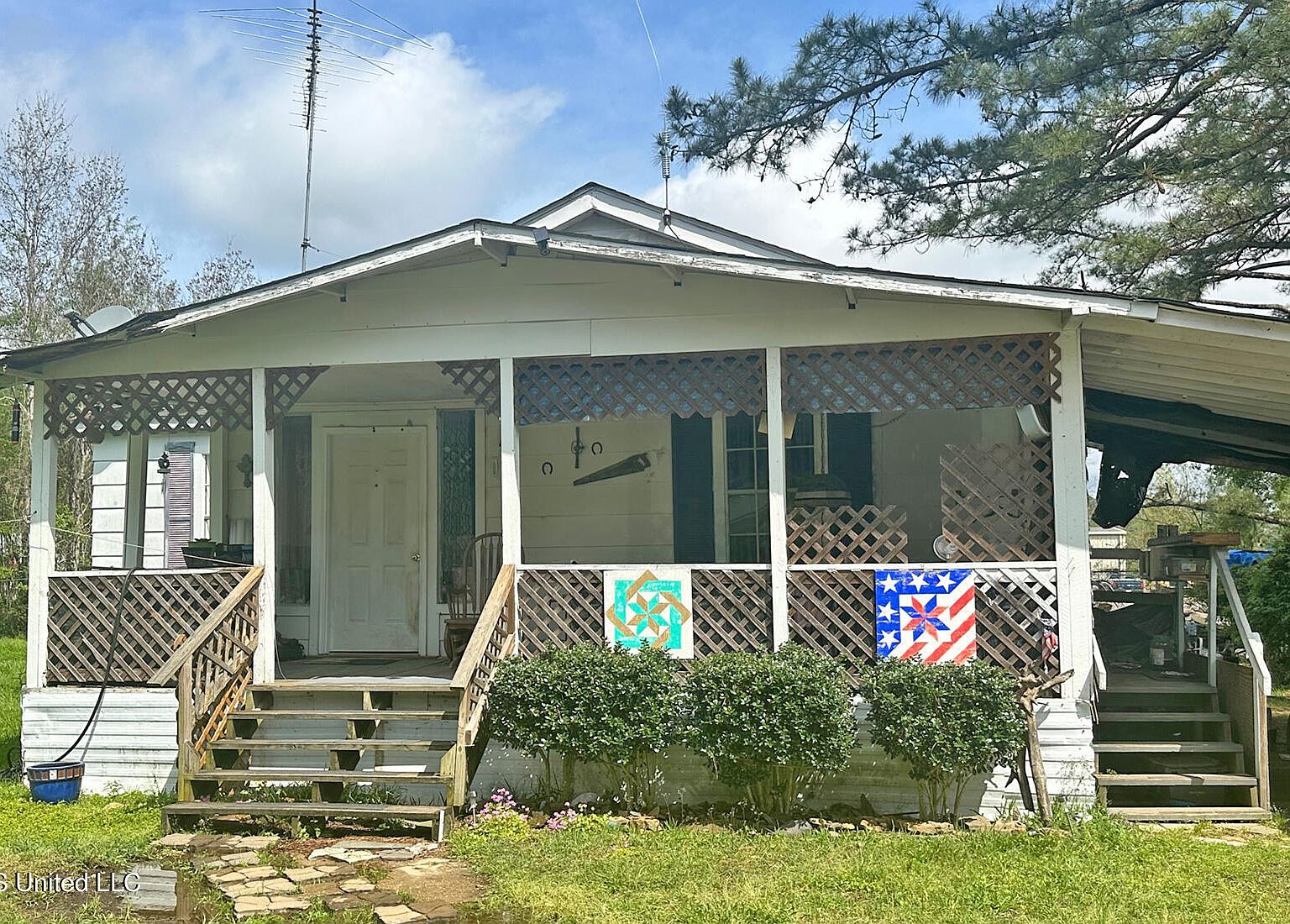 1802 S Davis St, Leakesville, MS 39451 Zillow