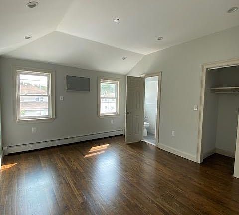 4th image of 117-49 165th St #1