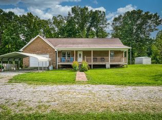 806 Old Hiram Crabtree Rd, Jamestown, TN 38556