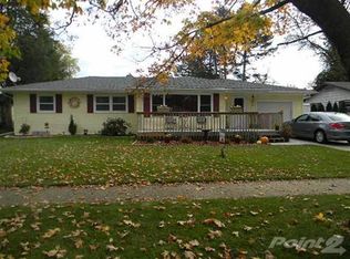 1016 N Martin Rd, Janesville, WI 53545