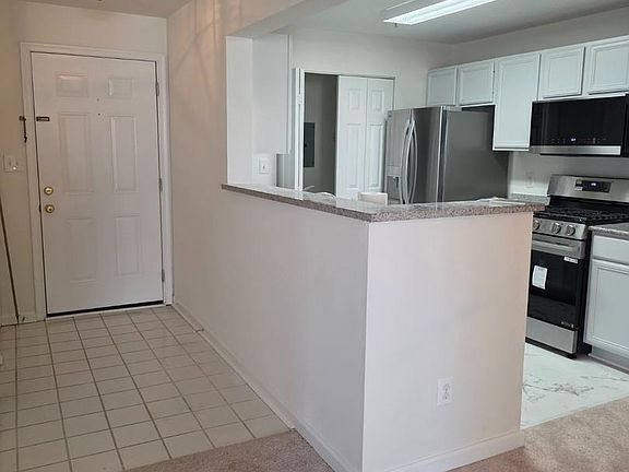 2nd image of 8095 Lacy Dr #202