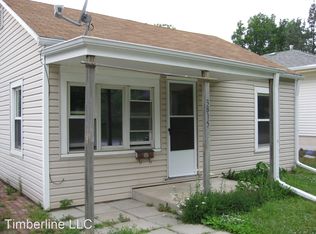 3815 S 19th St, Lincoln, NE 68502