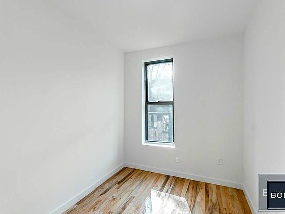 3rd image of 312 E 91st St #5R1