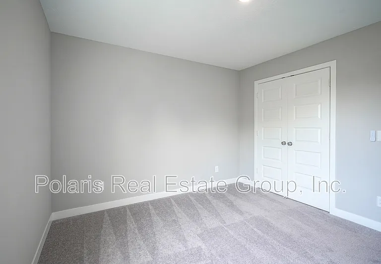 673 Golborne St — Photo 30