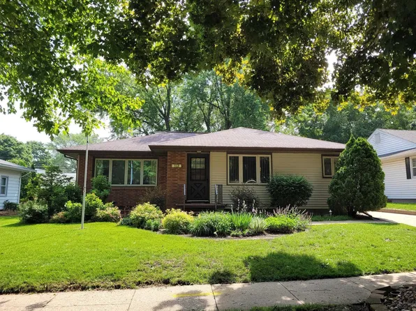 513 5th Ave SE, Oelwein, IA 50662