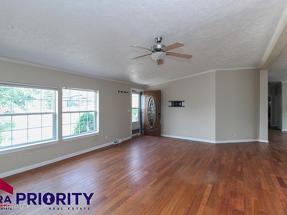 5th image of 1312 Orchid Ln