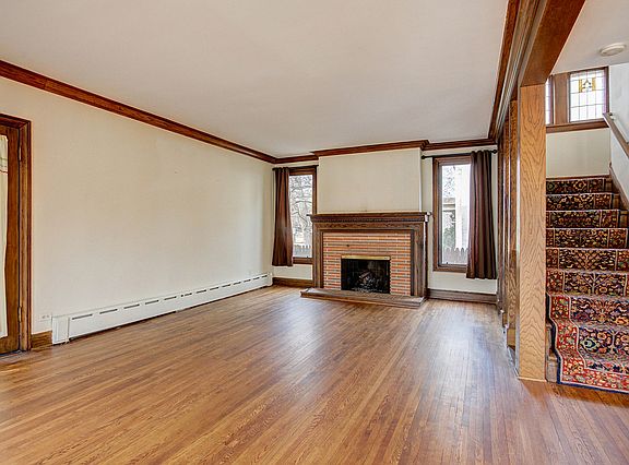 3rd image of 10057 S Longwood Dr