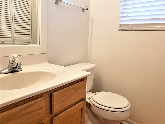 7215 Manchester Dr — Photo 8