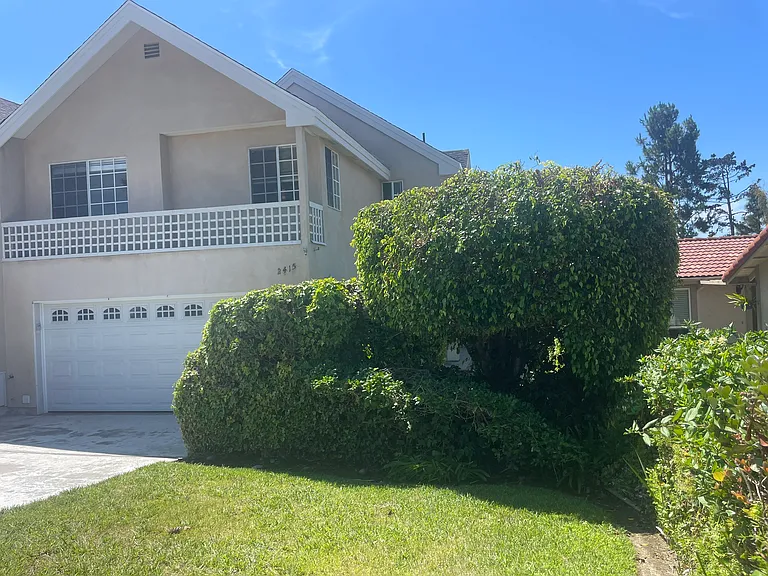 2415 Levante St — Photo 17