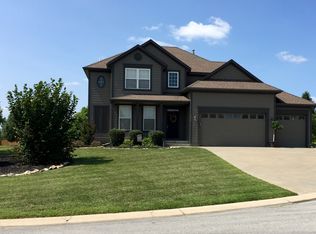 2352 SW Switchback Ct, Lees Summit, MO 64082