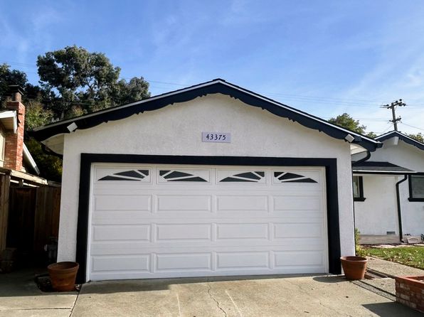 43375 Castle Park Ct