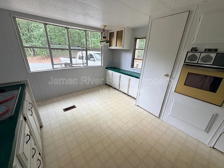 27 Bonnydale Ln — Photo 2