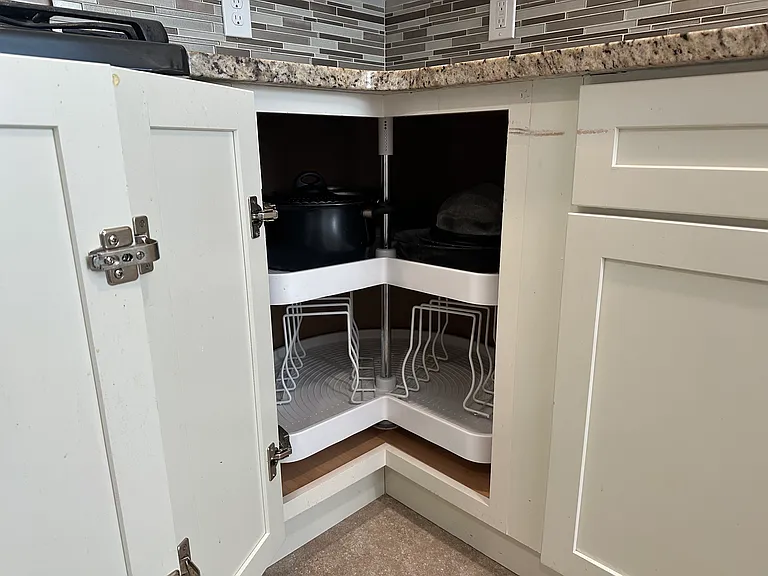 4474 Groveland Rd — Photo 30
