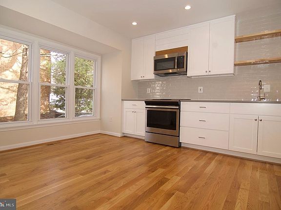 4th image of 4972 Cloister Dr