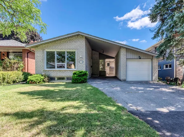 99 Sun Row Dr, Toronto, ON M9P 3J3