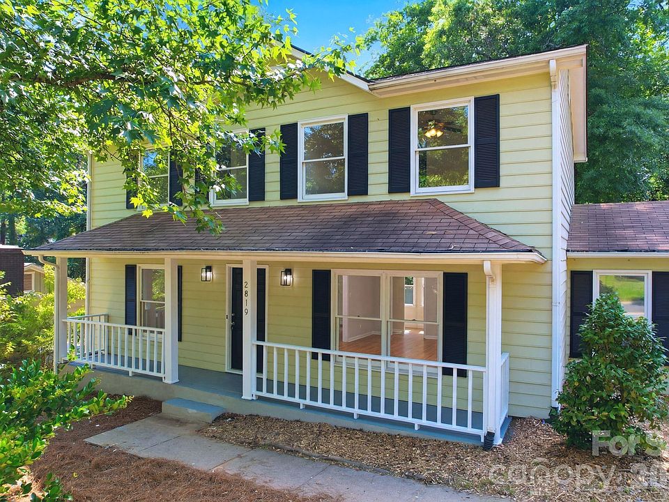 1st image of 2819 Royal Ridge Ln