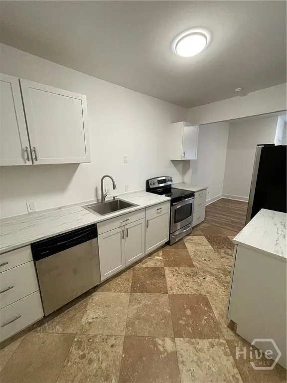 2 bed, 1.0 bath, 950 sqft, $2,000 — Photo 4