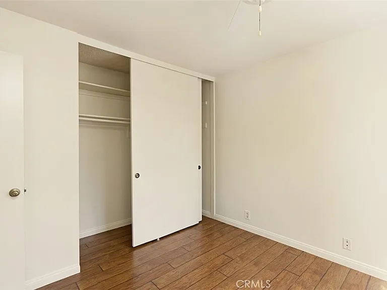 25866 Malia Ct — Photo 12