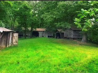 6828 New Hope Rd, Denton, NC 27239