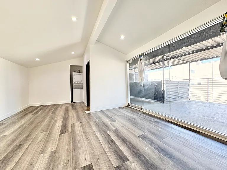8524 Cashio St #2 — Photo 2