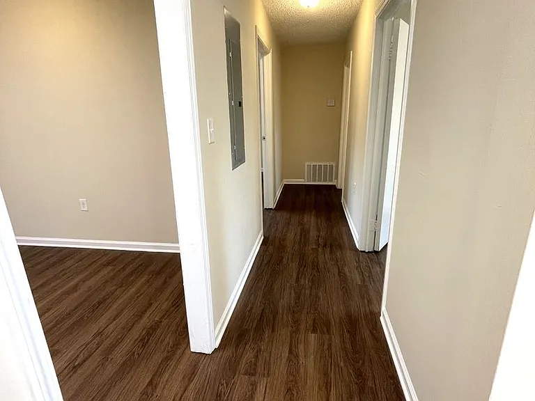 75 Venita Dr — Photo 5
