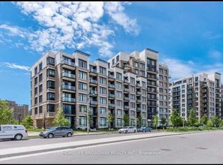 111 Upper Duke Cres #104, Markham, ON L6G 0C8