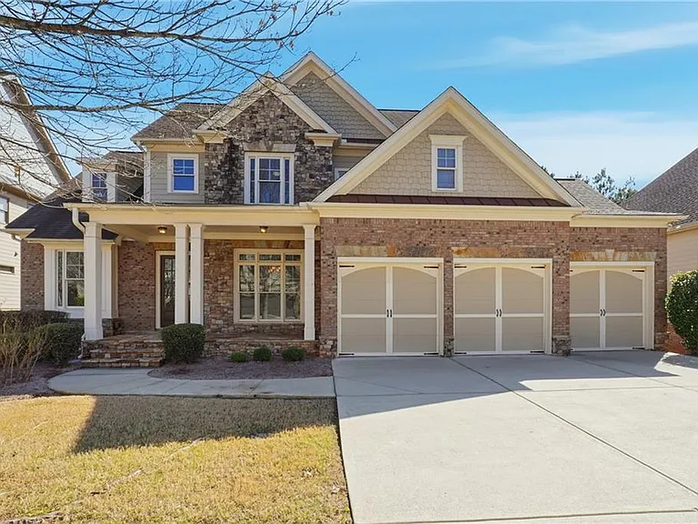6437 Blue Water Dr — Photo 1