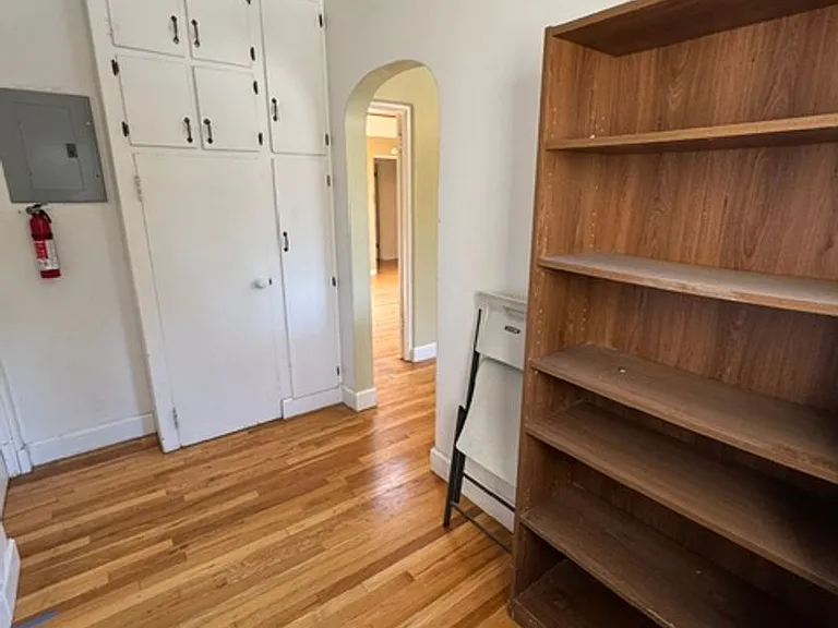 603 Dartmouth Dr NE — Photo 18